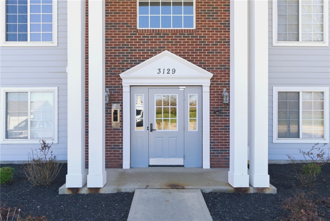 3129 Crestmont Lane 104