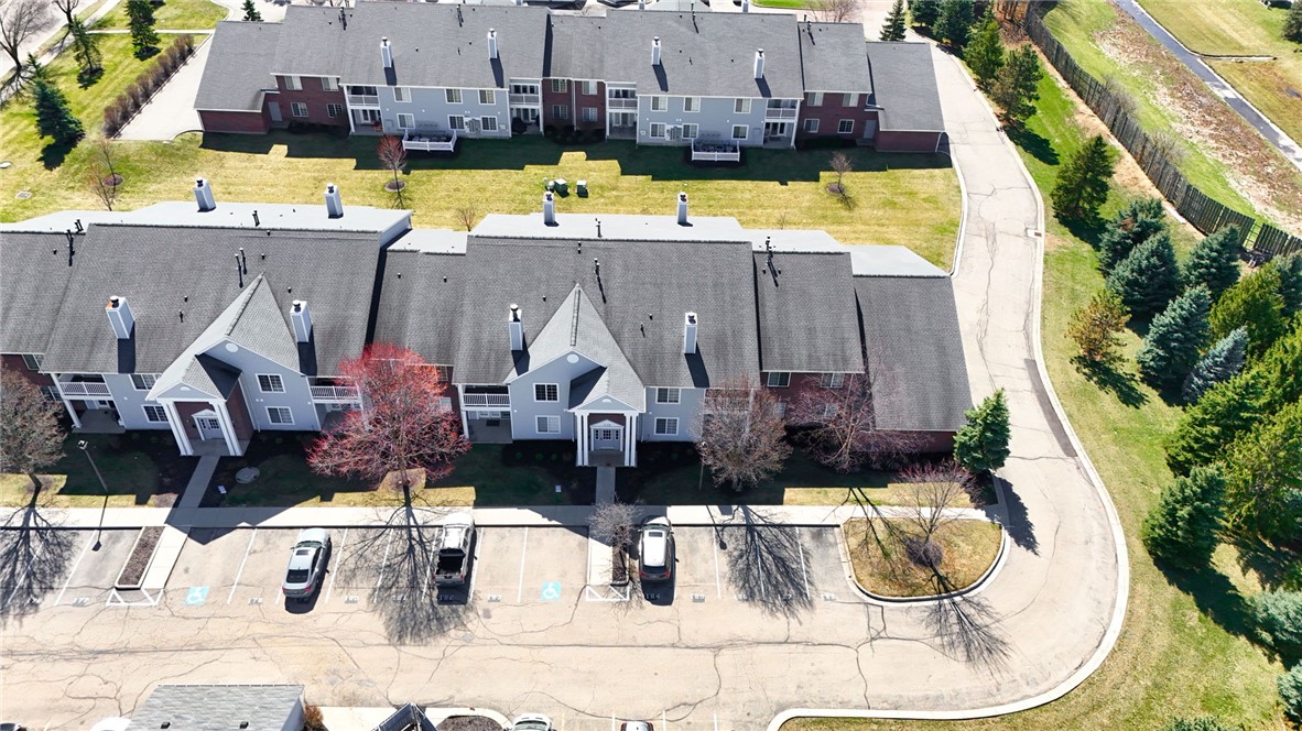 3129 Crestmont Lane 104