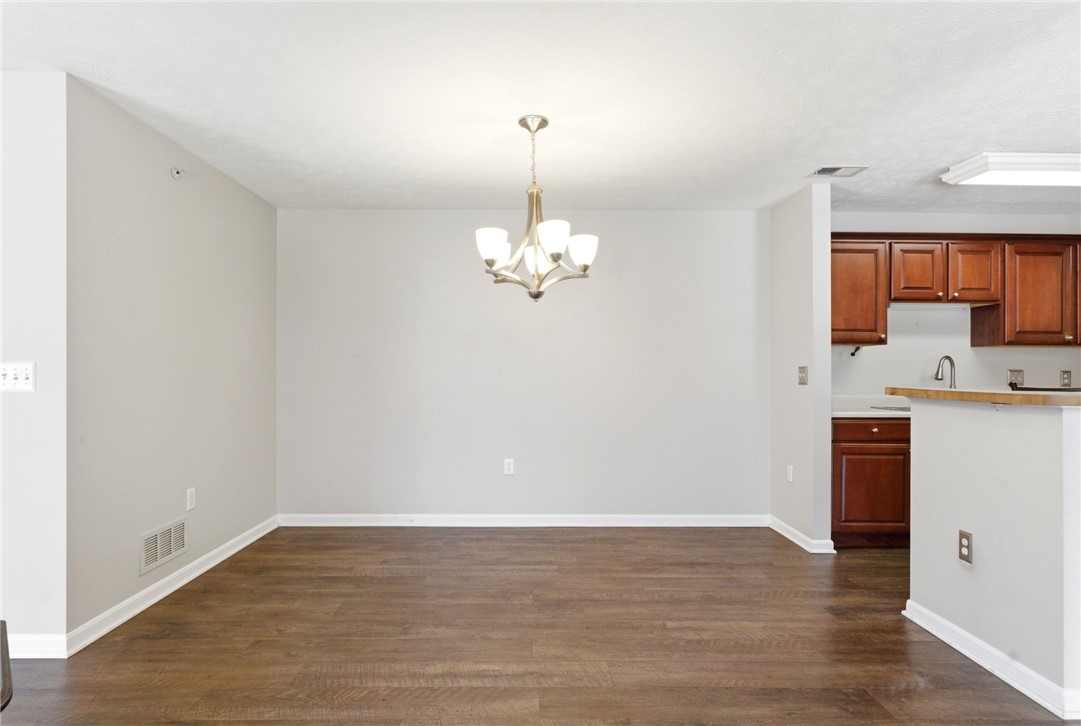 3129 Crestmont Lane 104