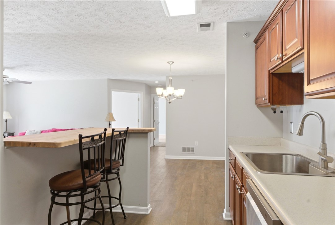 3129 Crestmont Lane 104