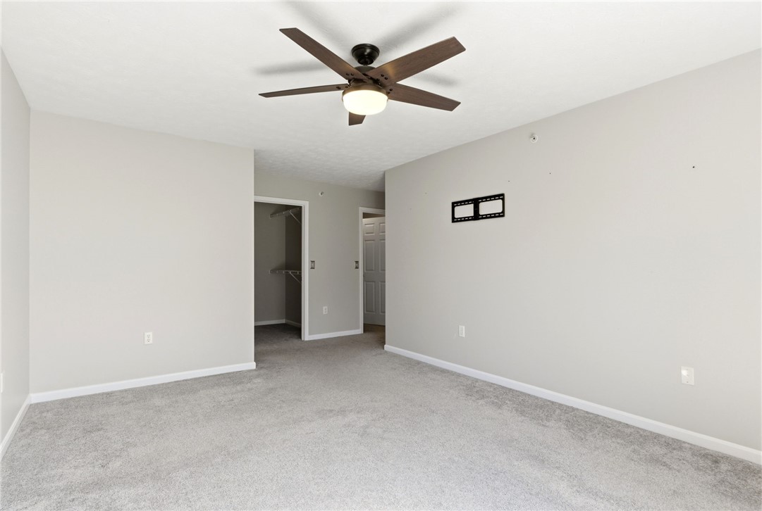 3129 Crestmont Lane 104