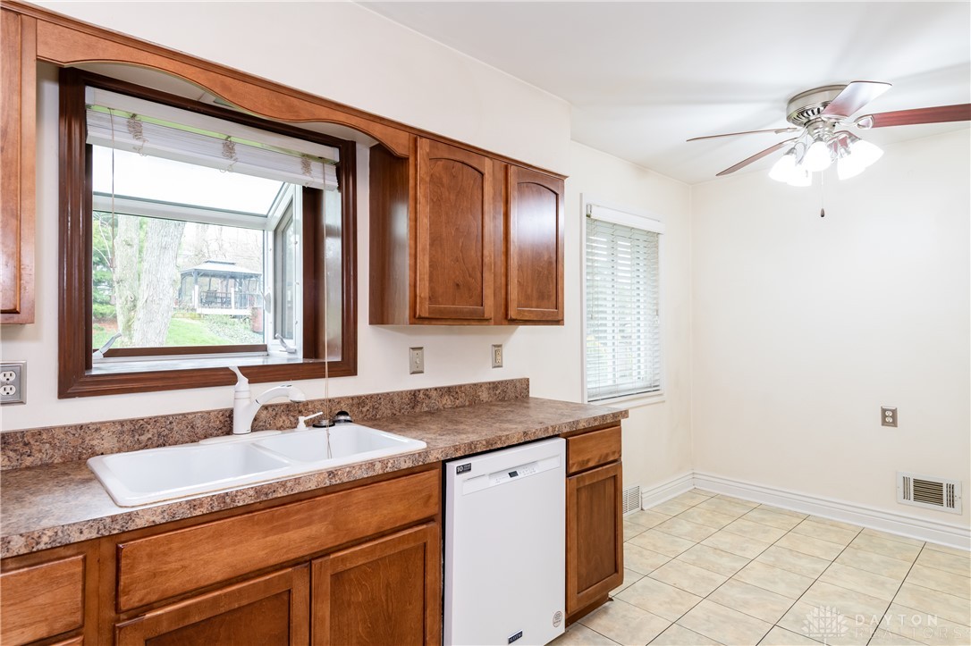 4024 Overland Trail