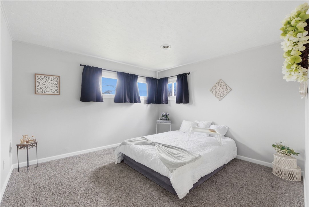 15 N Diana Lane