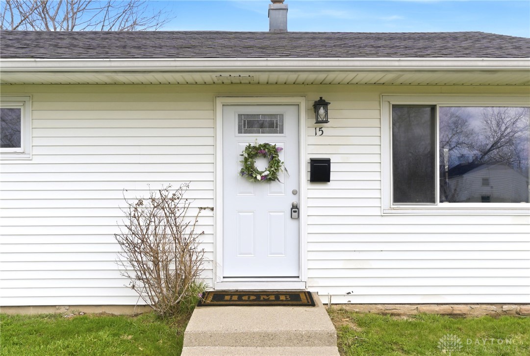 15 N Diana Lane