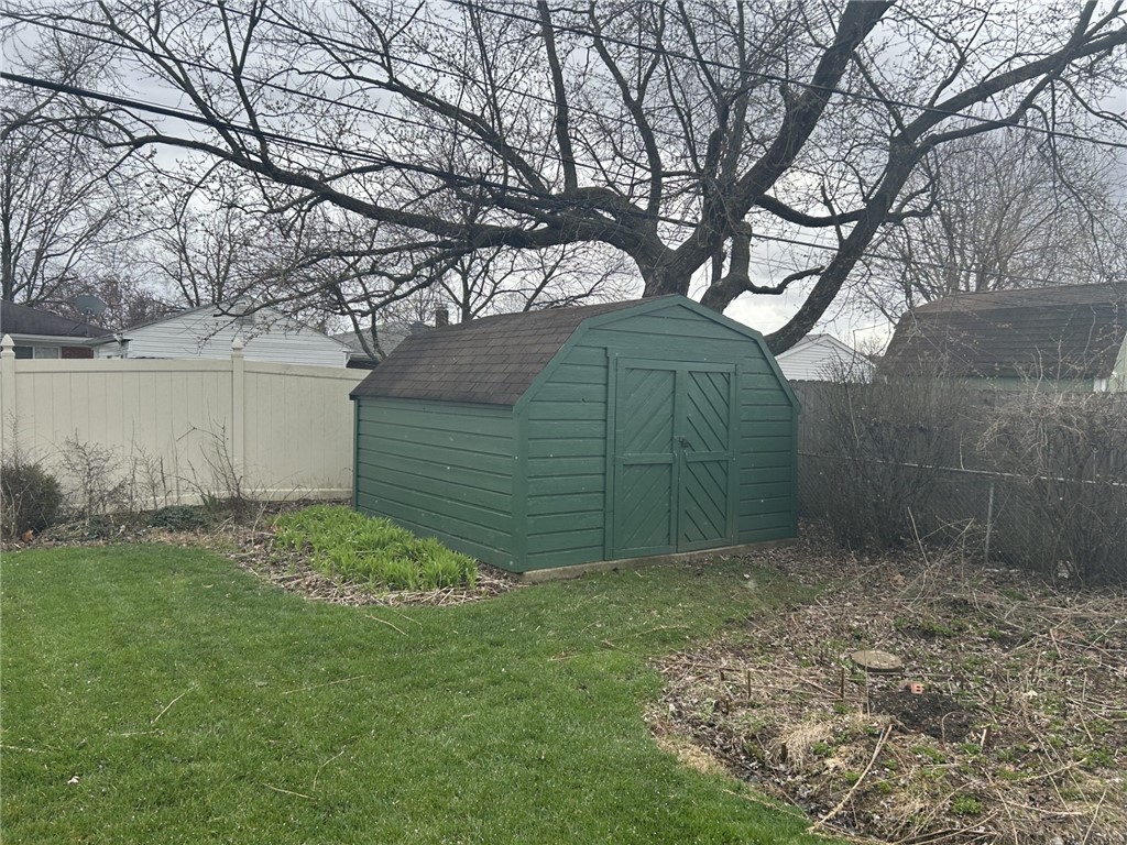 1912 Echo Wood Court