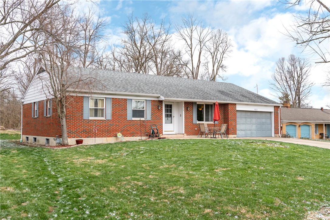 913 Debbie Court