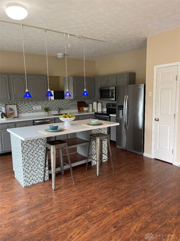 10251 Feather Court