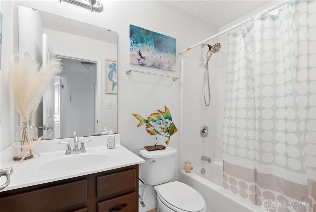 1436 Artesian Lane