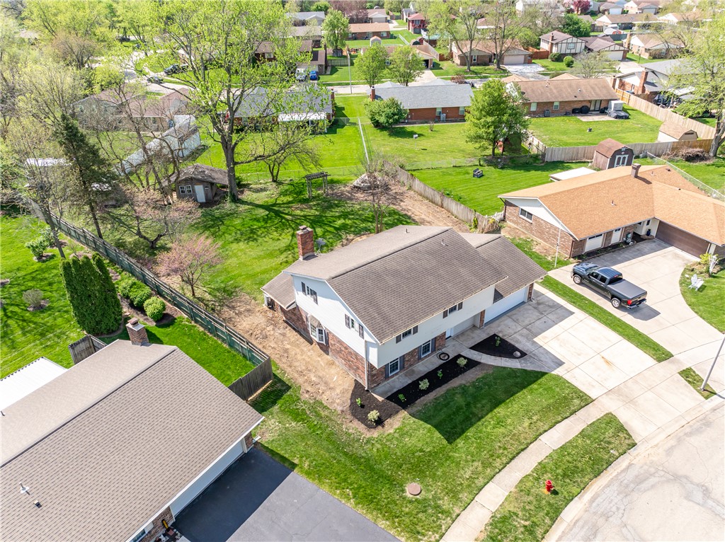 6850 Locustview Drive