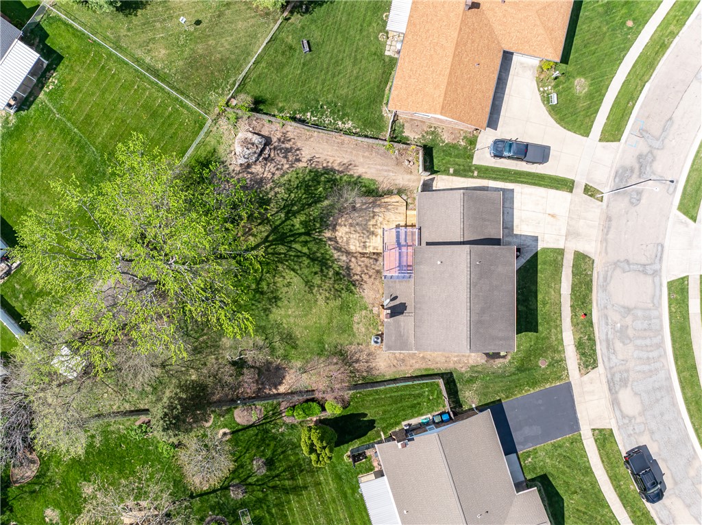 6850 Locustview Drive