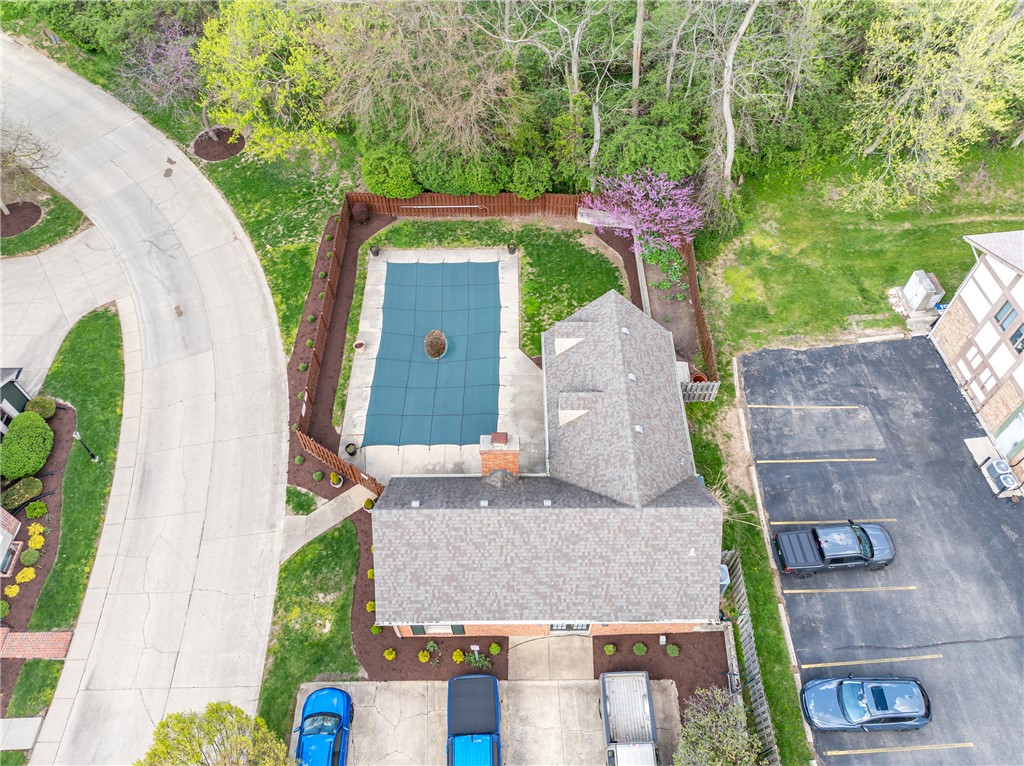 36 Nicholson Court