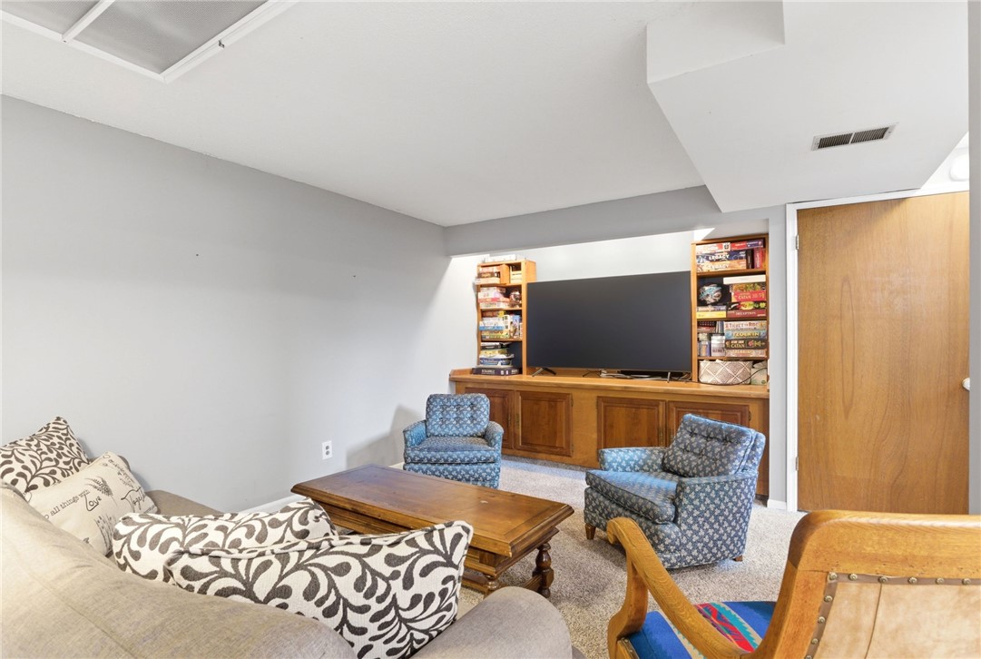 4821 Archmore Drive