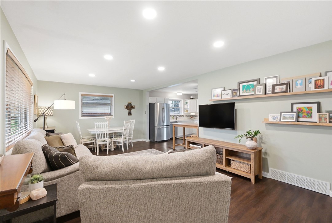 4821 Archmore Drive