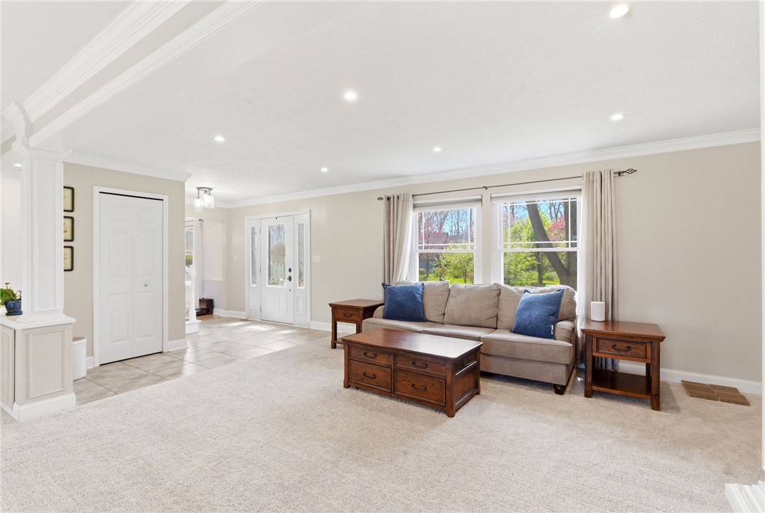 2439 Beechknoll Point