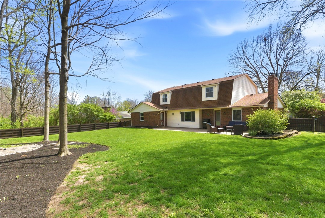 2439 Beechknoll Point