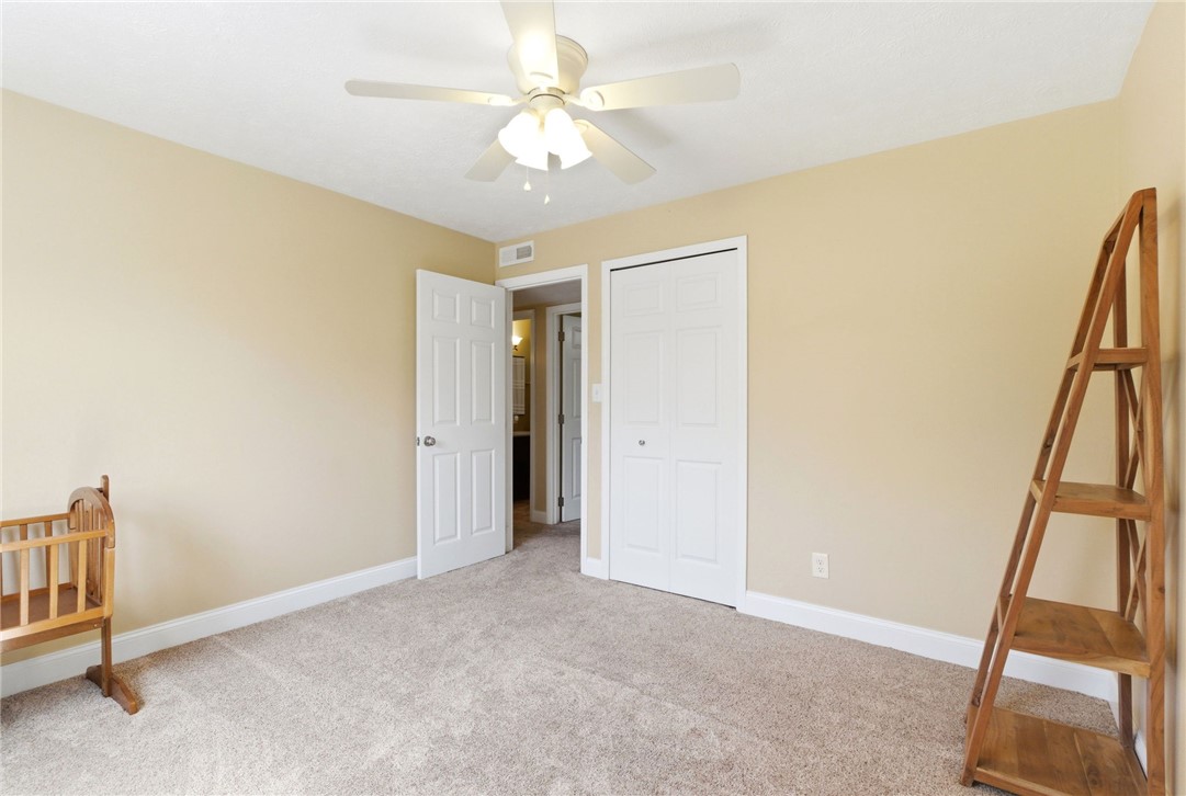 2439 Beechknoll Point