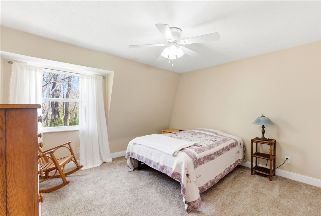 2439 Beechknoll Point