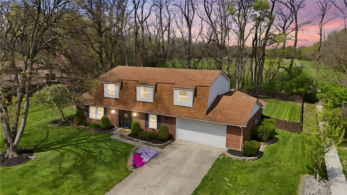 2439 Beechknoll Point
