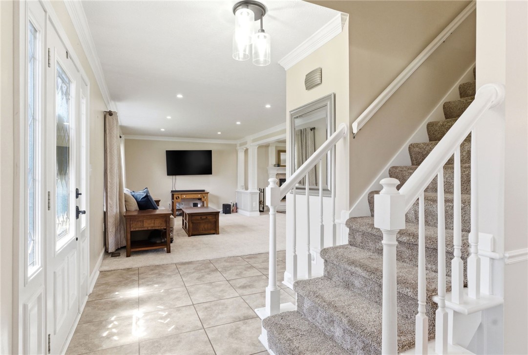 2439 Beechknoll Point