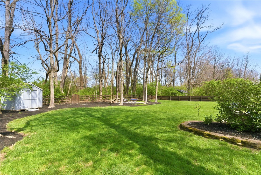 2439 Beechknoll Point