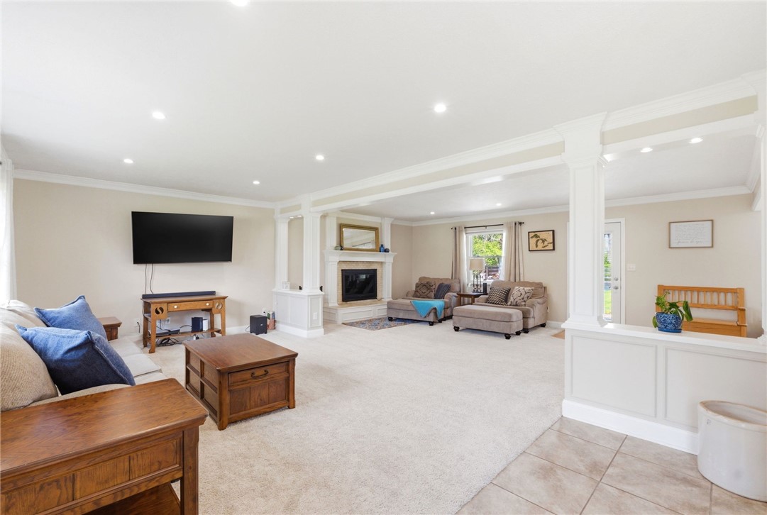 2439 Beechknoll Point