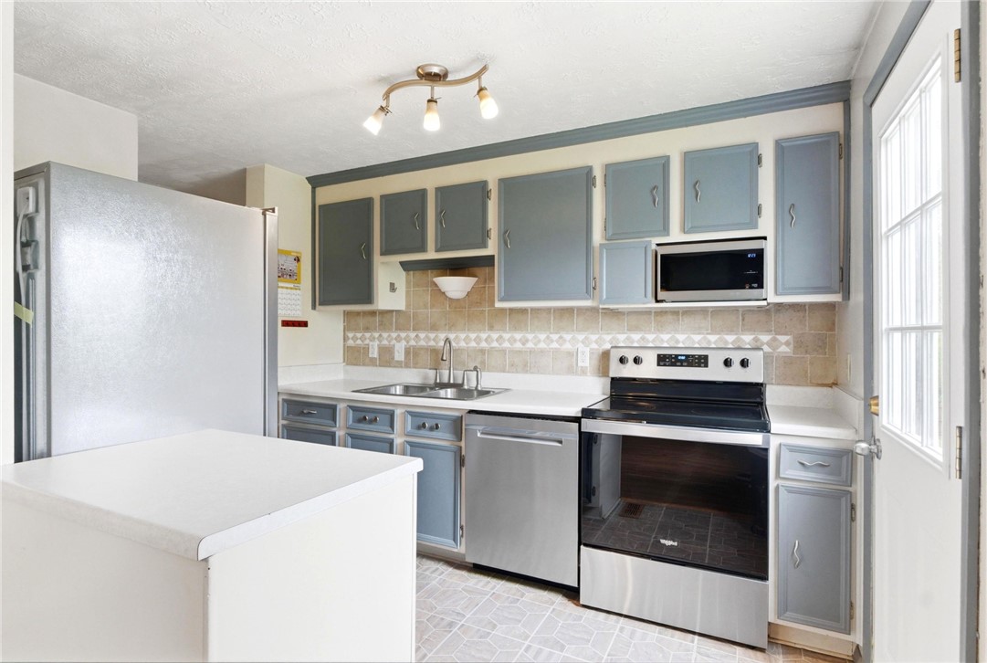 3135 Pinnacle Park Drive