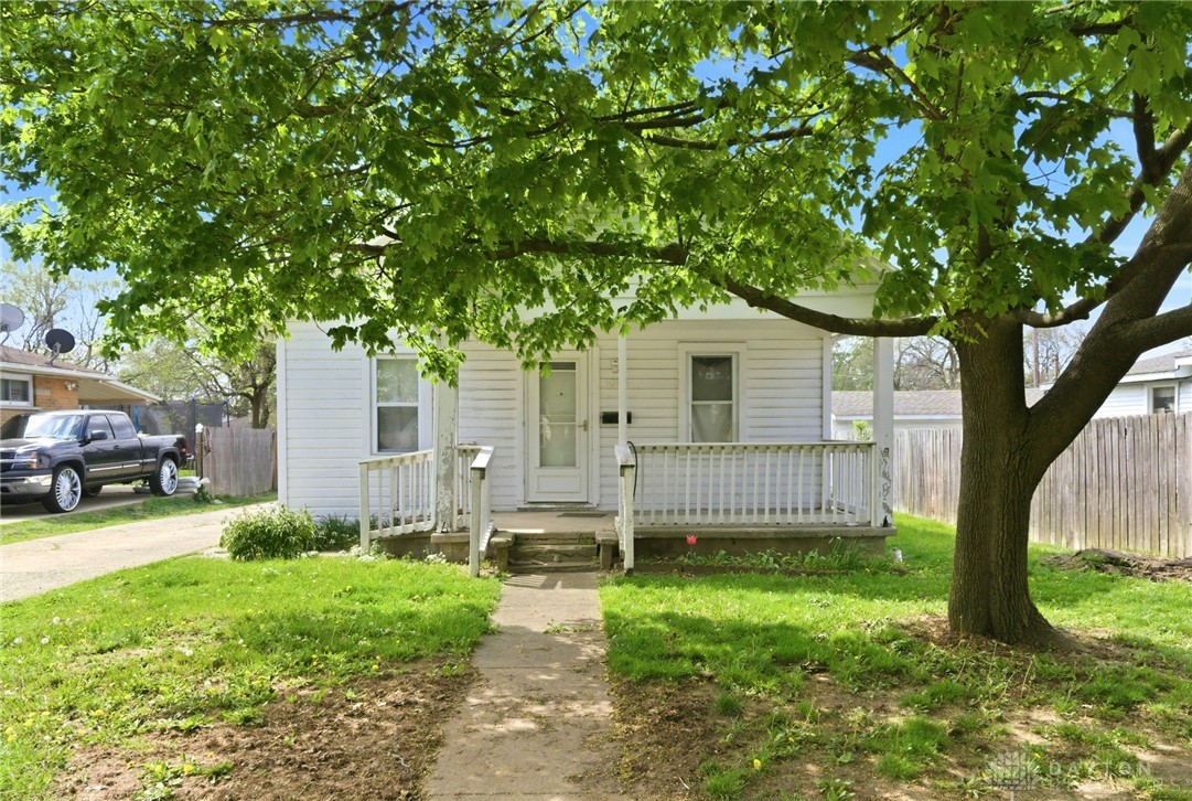 1005 S Central Avenue