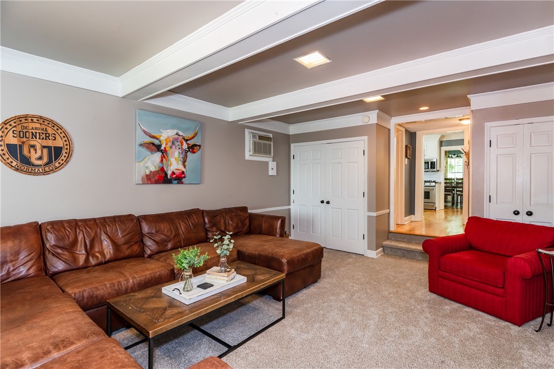 209 Forrer Boulevard