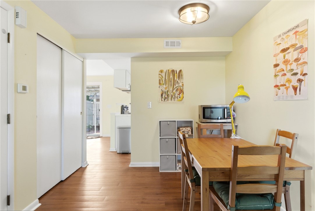 1414 Crown Point Court