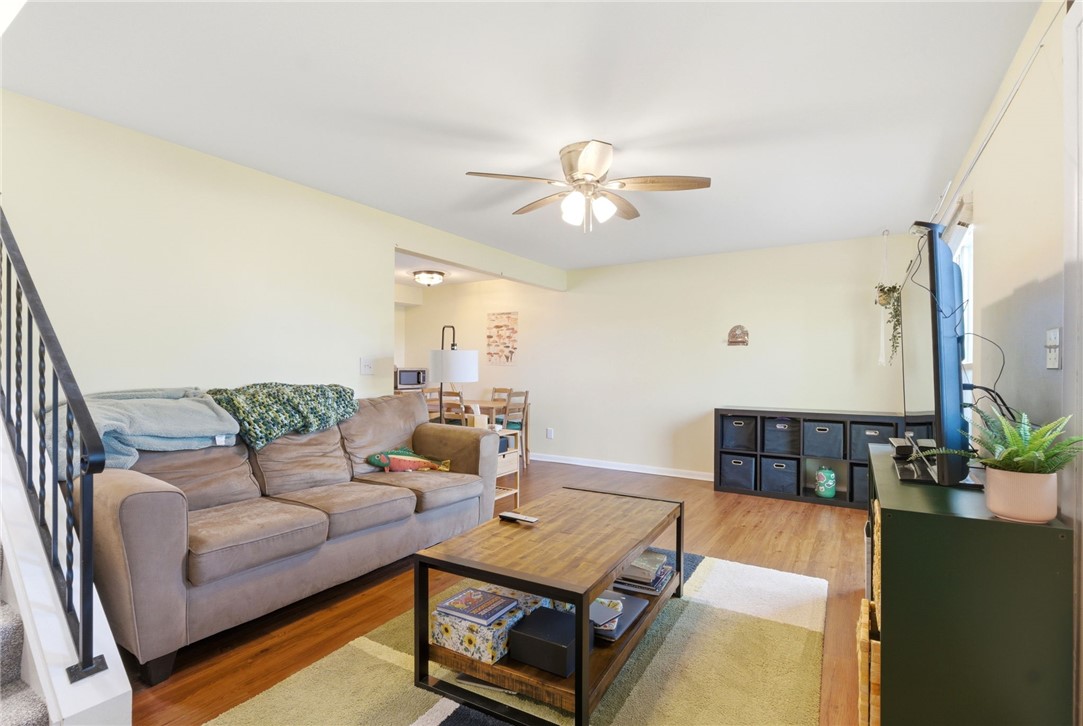 1414 Crown Point Court