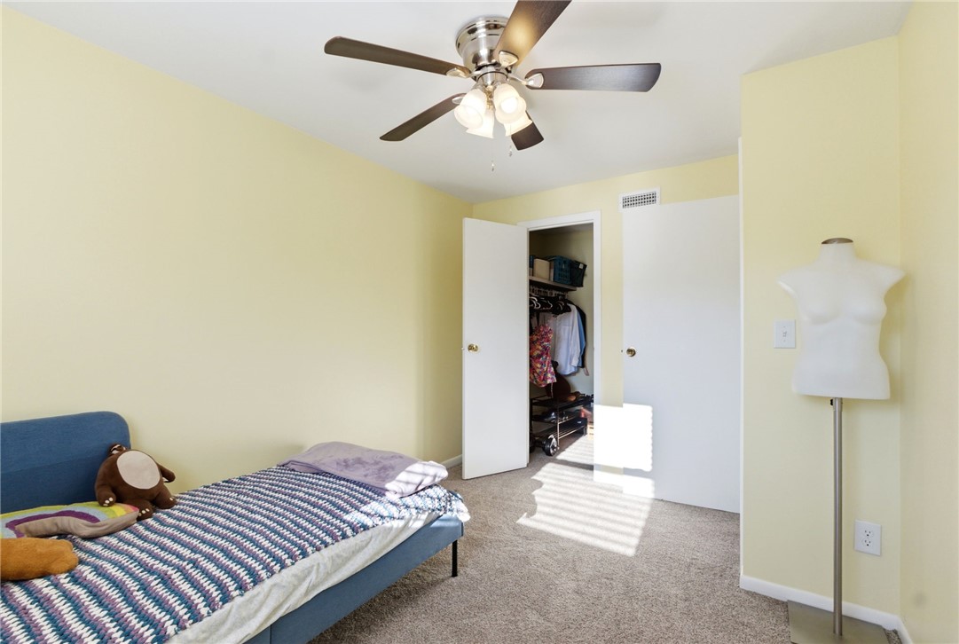 1414 Crown Point Court