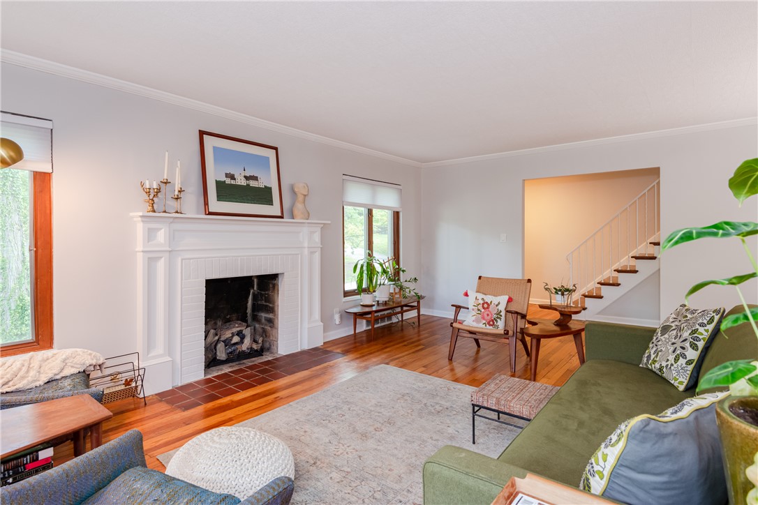 84 Thruston Boulevard