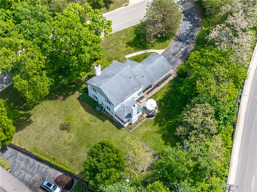 84 Thruston Boulevard