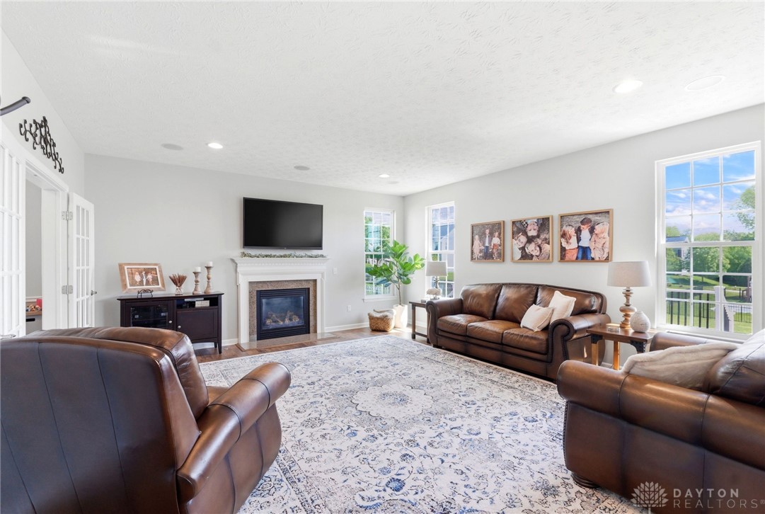 6890 Norman Cross Lane