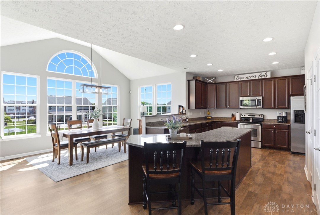 6890 Norman Cross Lane