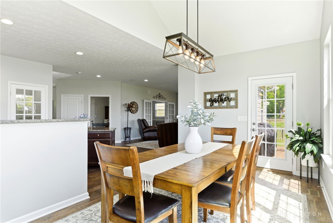 6890 Norman Cross Lane