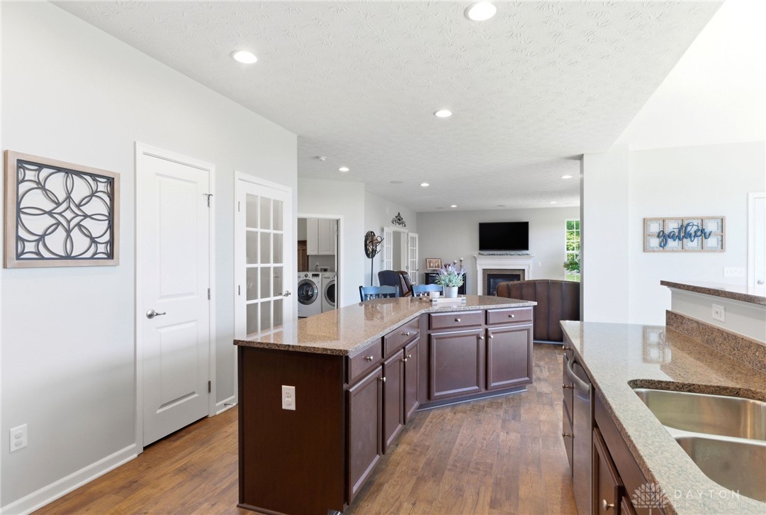 6890 Norman Cross Lane