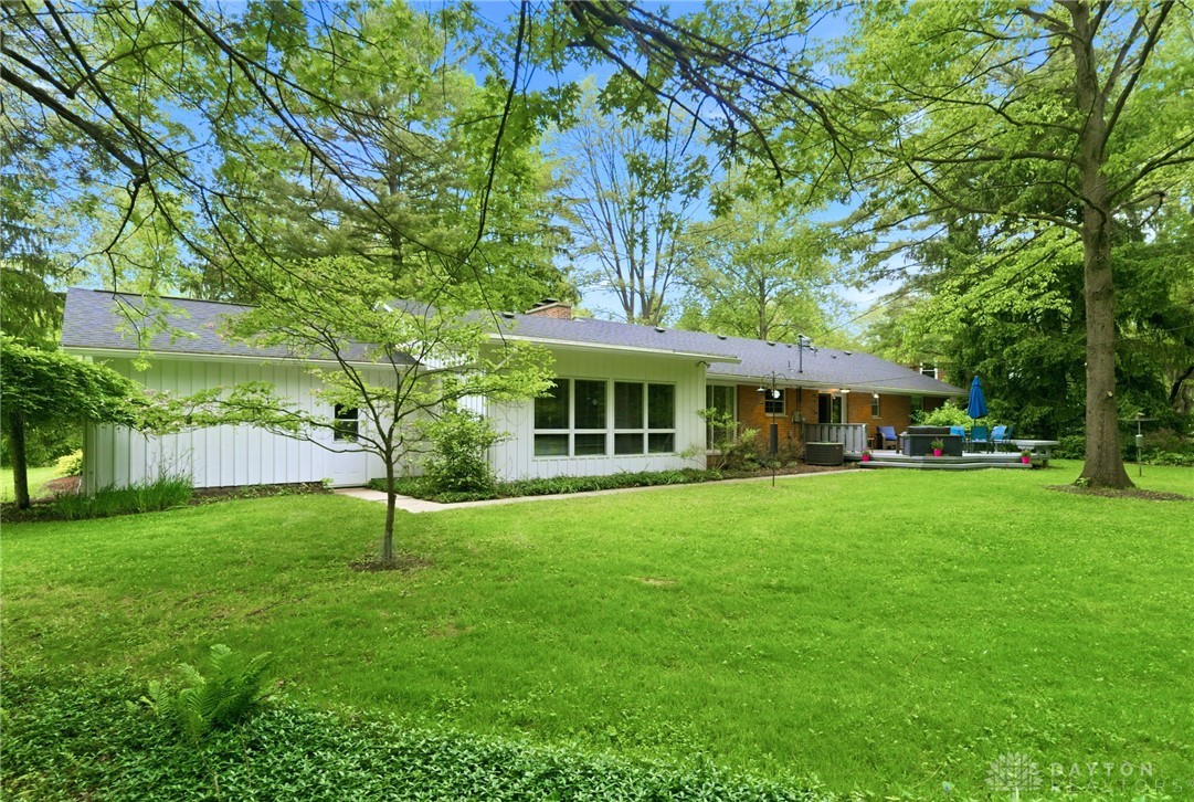 1431 Meadow Lane