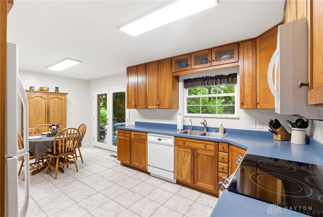1431 Meadow Lane