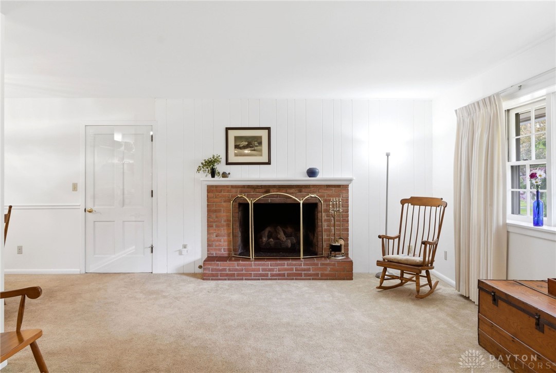 1431 Meadow Lane