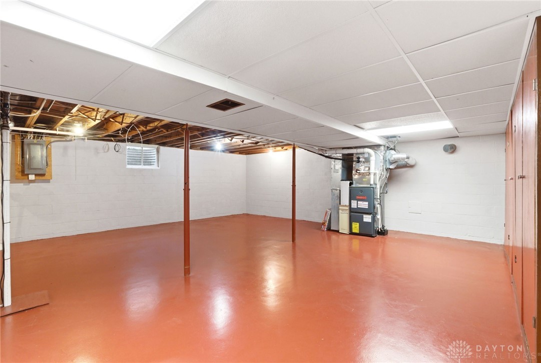 1431 Meadow Lane
