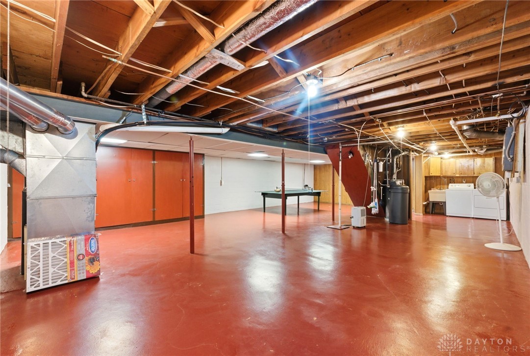 1431 Meadow Lane