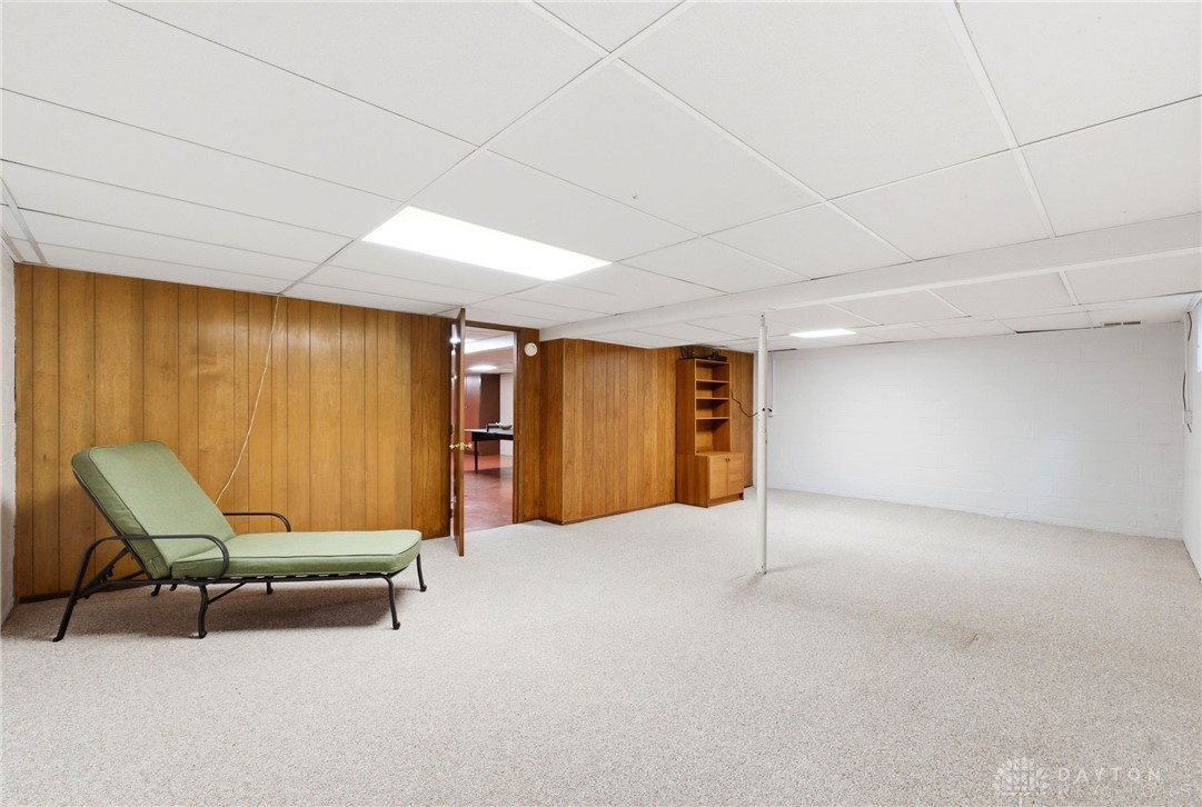 1431 Meadow Lane