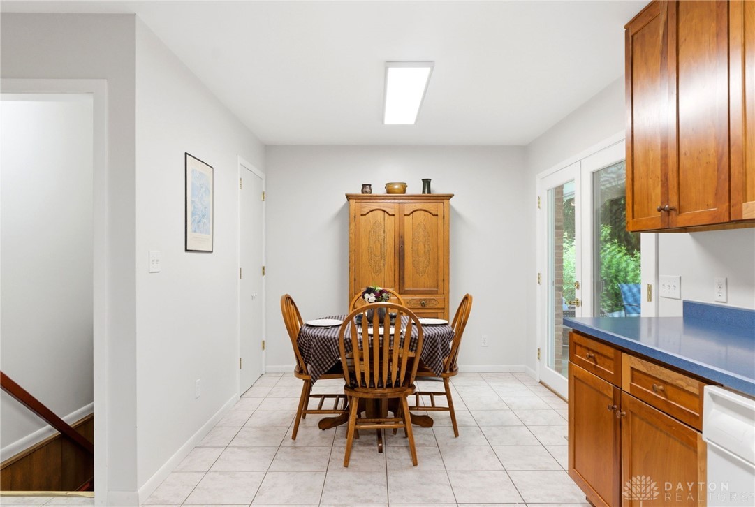 1431 Meadow Lane
