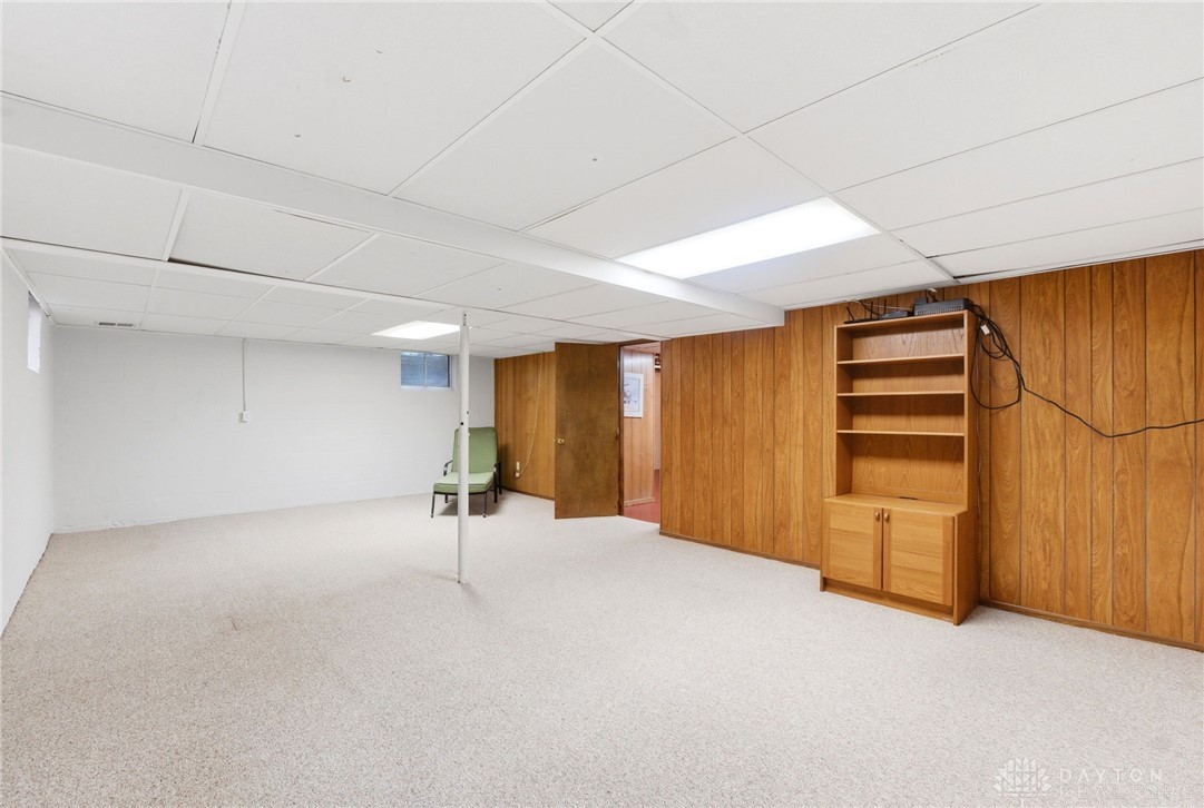 1431 Meadow Lane