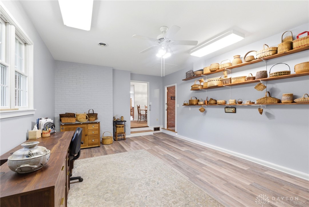1431 Meadow Lane