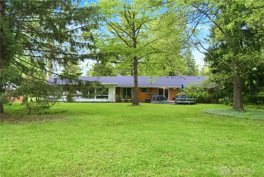 1431 Meadow Lane