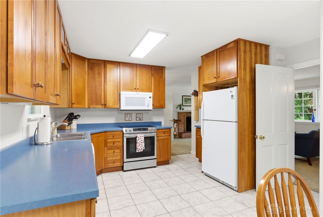 1431 Meadow Lane
