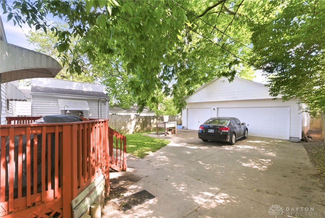 3516 Eastwey Avenue