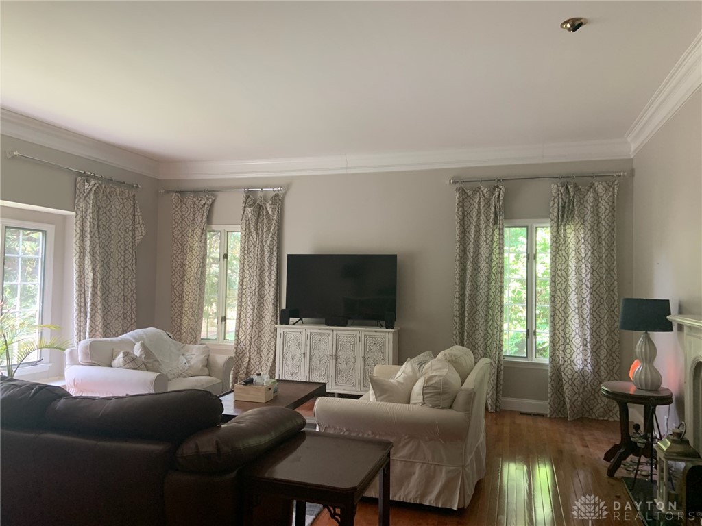 419 Oakmead Place